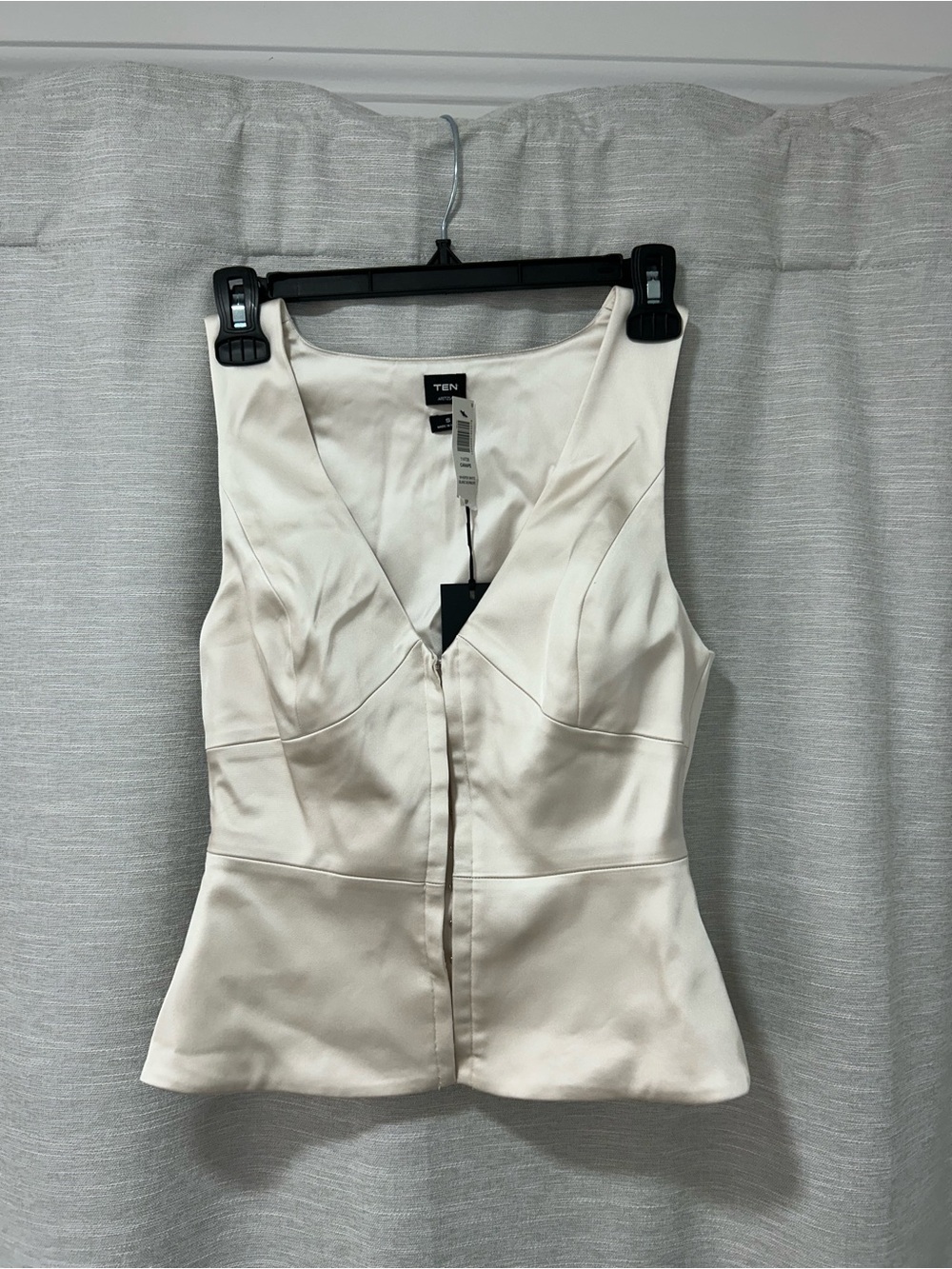 Aritzia Cream Satin Top